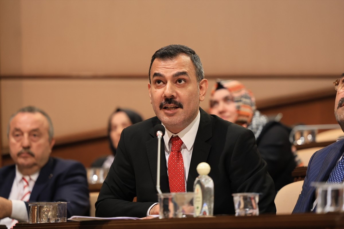 İstanbul Büyükşehir Belediye (İBB) Meclis haziran ayı toplantılarının birinci oturumu...