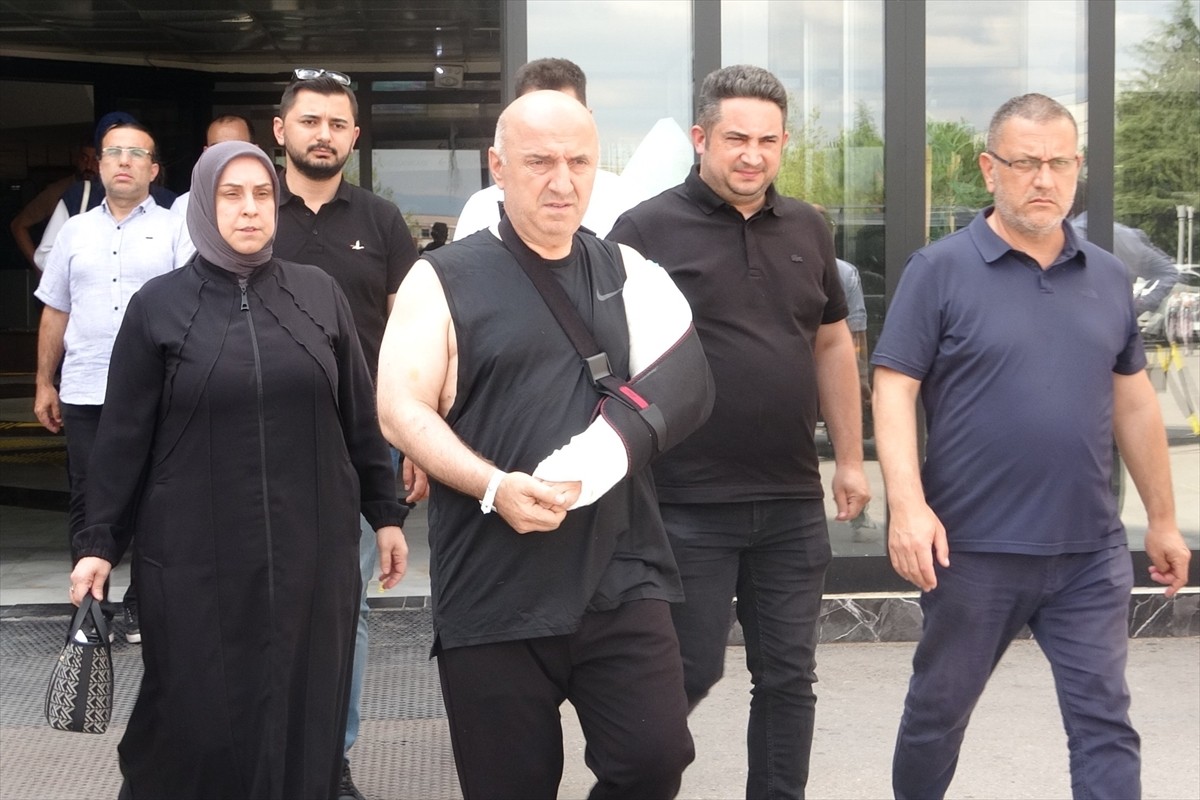 Kocaeli'de intihar eden zabıta personelinin tabancasından çıkan merminin isabet etmesi sonucu...