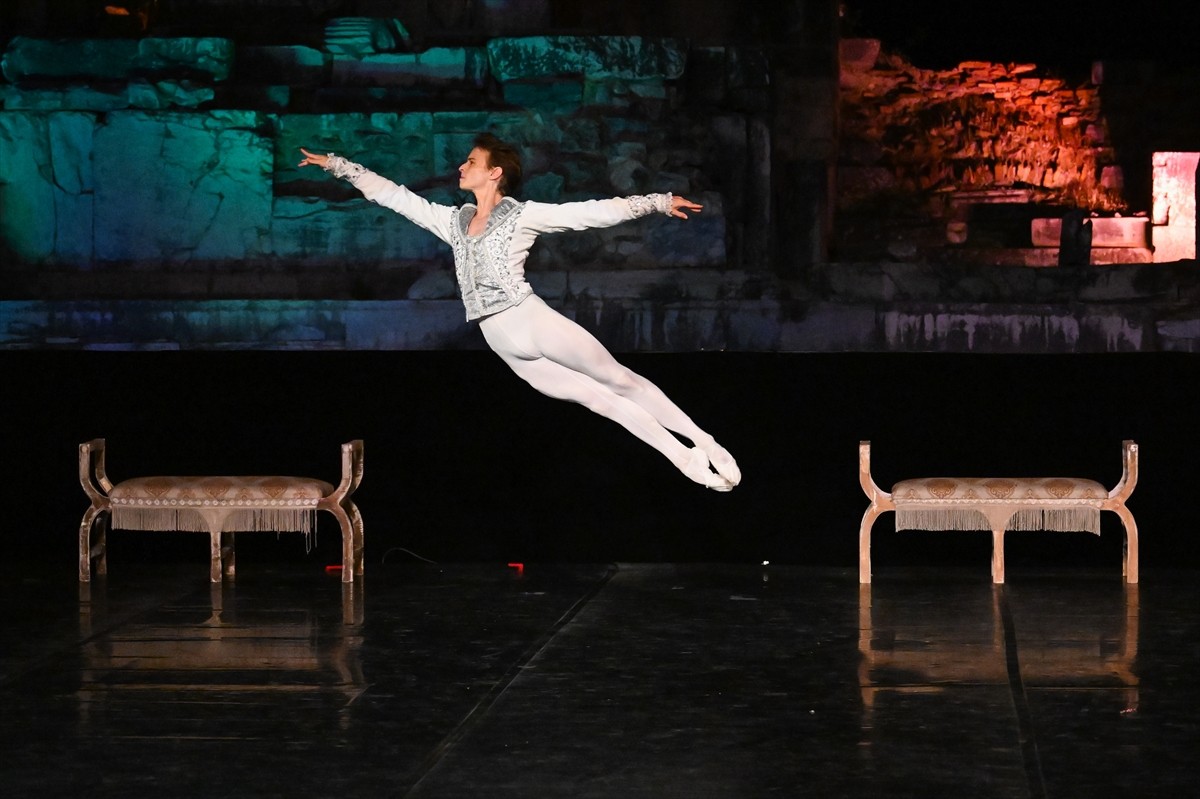 Kültür ve Turizm Bakanlığı Devlet Opera ve Balesi Genel Müdürlüğünün ev sahipliğinde bu yıl...