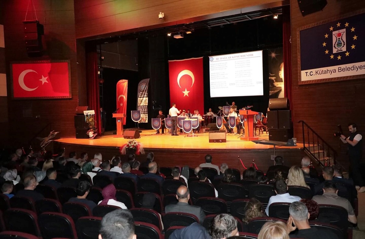 Kütahya'da, Türk Hava Kuvvetlerinin 114. kuruluş yıl dönümü dolayısıyla Hava Er Eğitim Tugay...