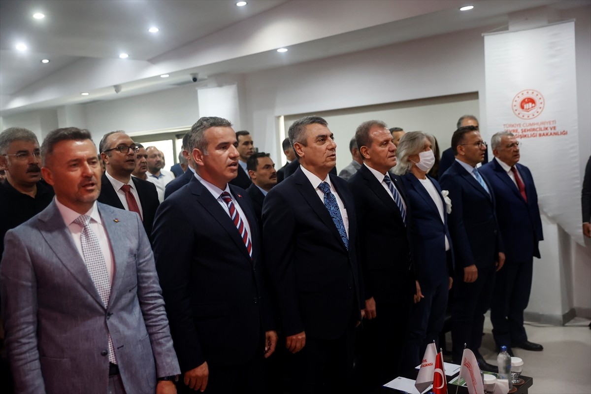 Mersin'de Türkiye Çevre Ajansı tarafından "Depozito Yönetim Sistemi Koordinasyon Toplantısı"...