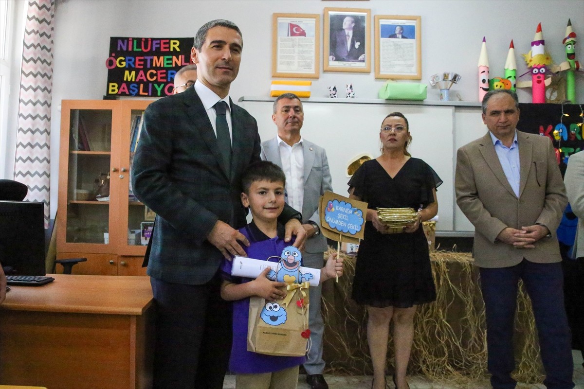 Milli Eğitim Bakanlığına bağlı okul öncesi, ilkokul, ortaokul ve lisede okuyan öğrenciler...