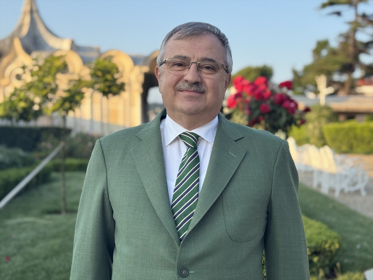 Milli Saraylar Başkanlığı, yaz boyunca tarihi yapılara ait bahçelerde geçirilecek süreyi uzatarak...