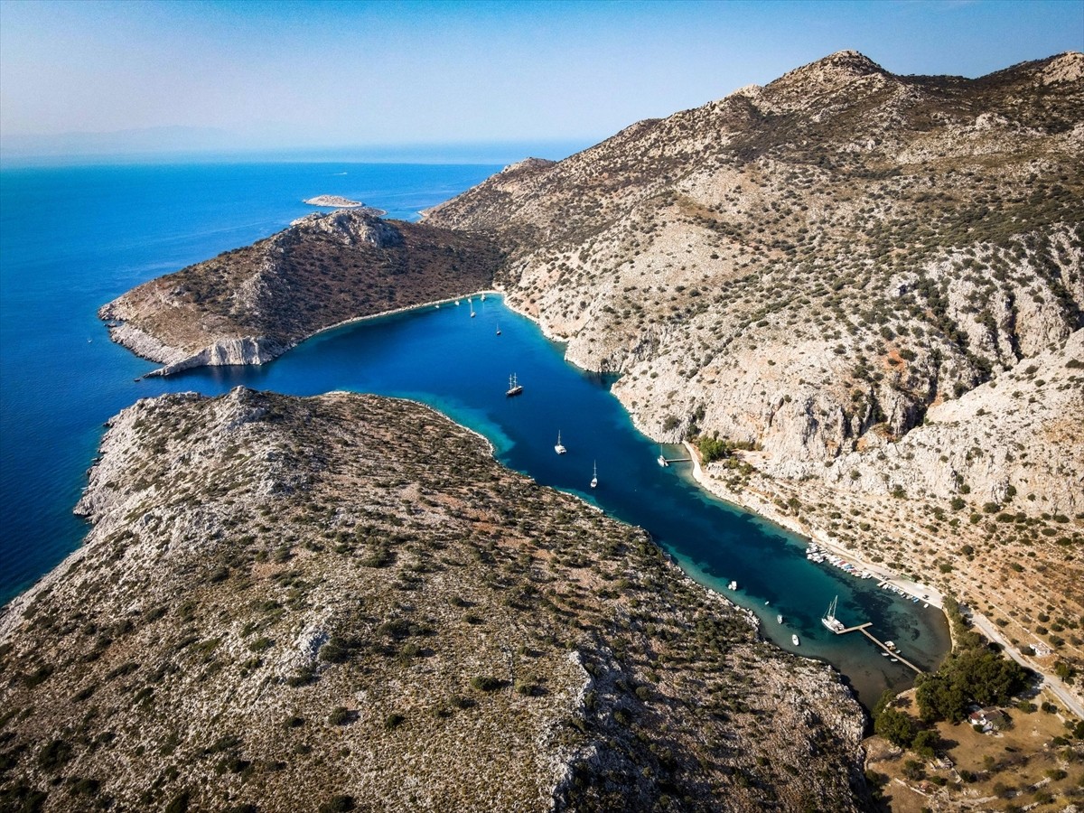 Muğla'nın Marmaris ilçesindeki Phoenix Antik Kenti'ndeki kazılarda ortaya çıkarılan 23 yazıt ile...