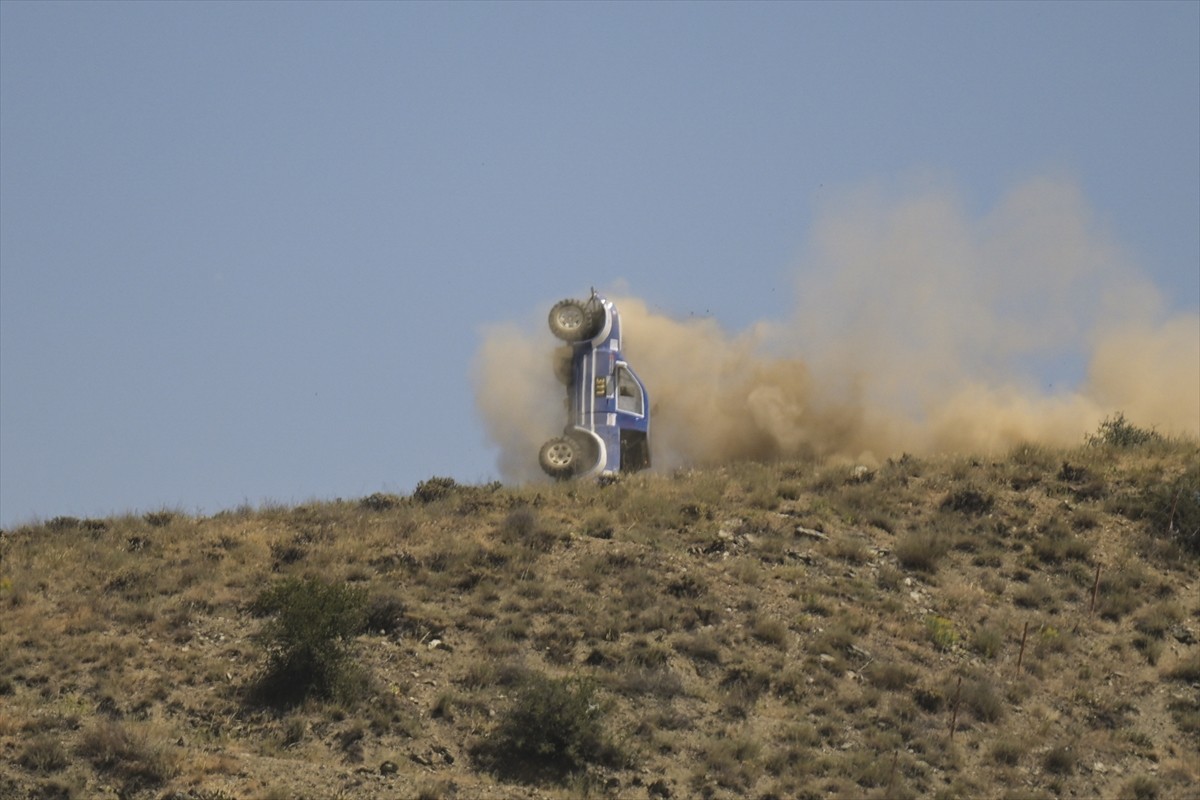 Petlas 2025 Türkiye Offroad Şampiyonası'nın ikinci ayağı, Ankara'da start aldı. Türkiye Otomobil...