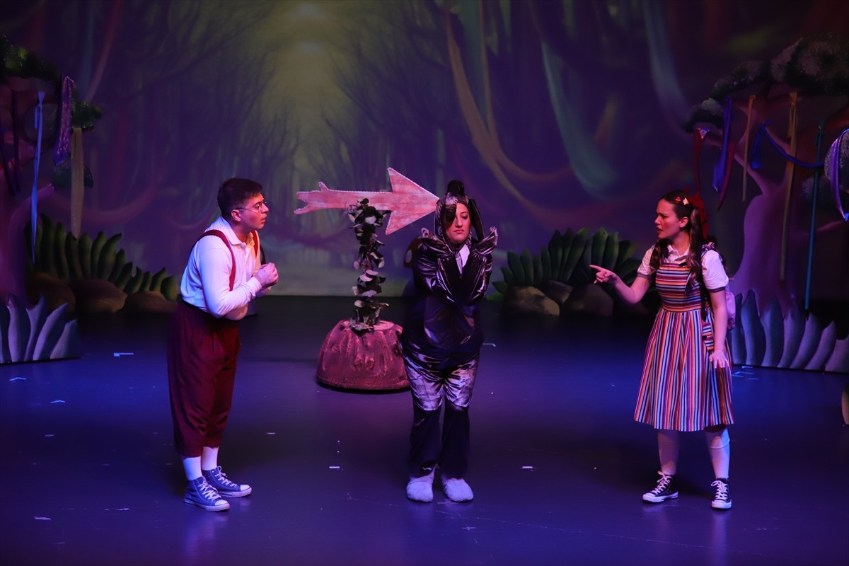 Samsun Devlet Opera ve Balesi, "Okulumuz Orman" oyununu küçük izleyicilerle buluşturacak. Metin...