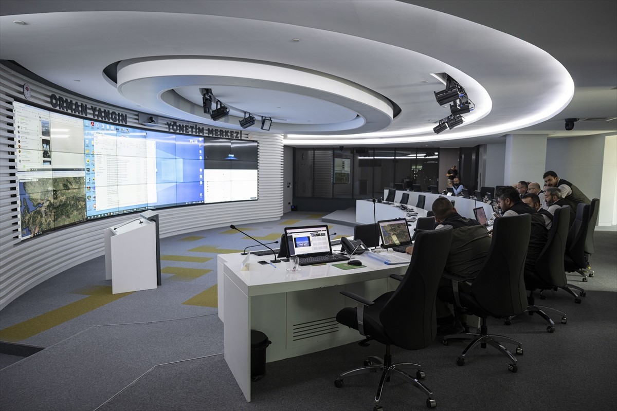 Tarım ve Orman Bakanlığına bağlı Orman Genel Müdürlüğü (OGM) Yangın Yönetim Merkezi, orman...