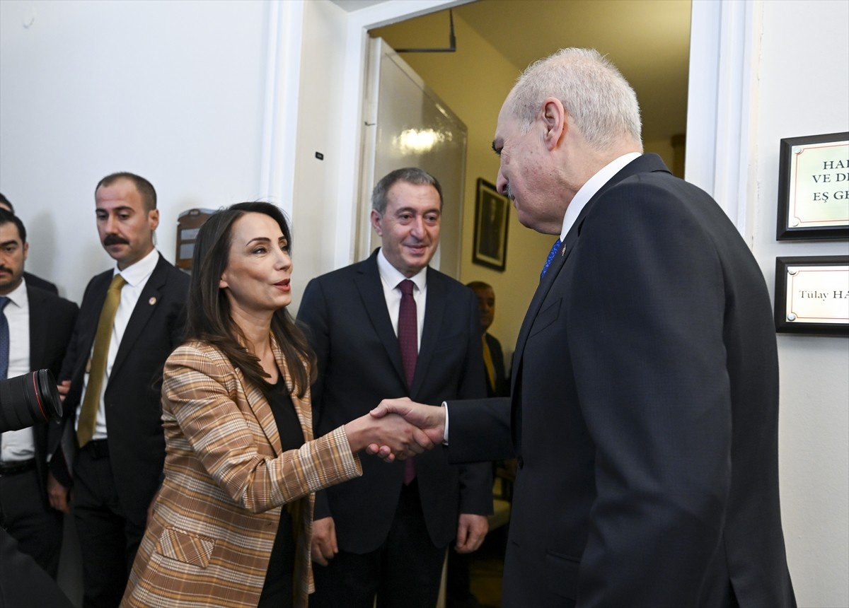 TBMM Başkanı Numan Kurtulmuş, AK Parti Grup Başkanı Abdullah Güler ve AK Parti Grup Başkanvekili...