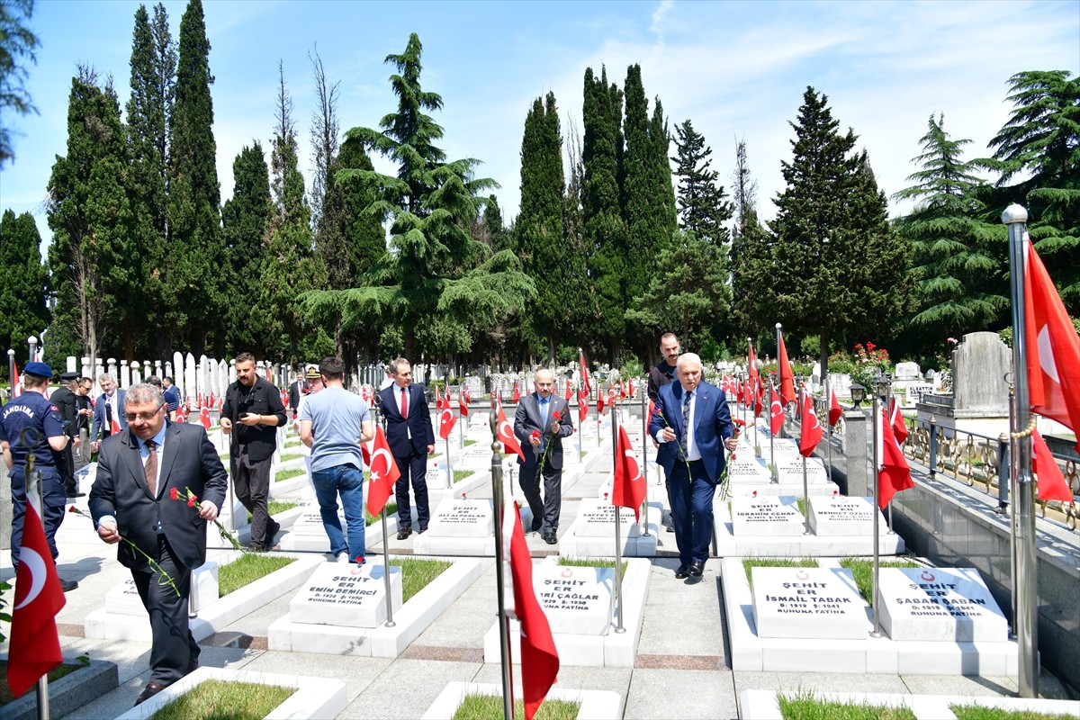 Trabzon, Ordu ve Artvin'de Kurban Bayramı arifesinde şehitlikler ziyaret edildi. Trabzon'da...
