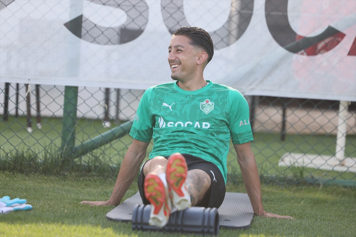 Trendyol 1. Lig ekiplerinden Iğdır FK, Çağdaş Çavuş yönetiminde 1. etap çalışmalarına başladı....