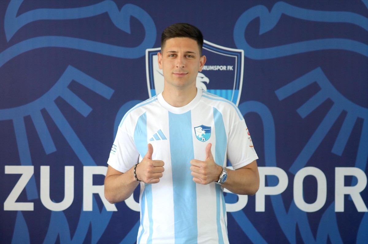 Trendyol 1. Lig takımlarından Erzurumspor FK, kanat oyuncusu Marko Bozic'i transfer etti.