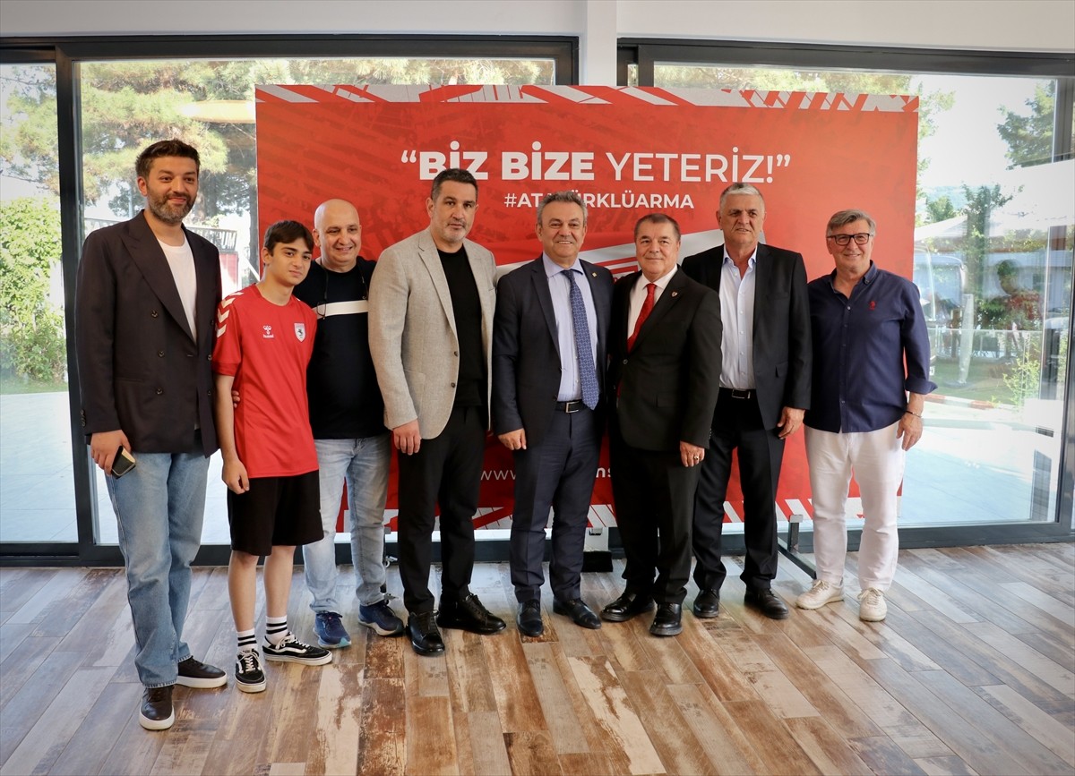 Trendyol Süper Lig ekiplerinden Reeder Samsunspor'da Kurban Bayramı programı yapıldı. Nuri Asan...
