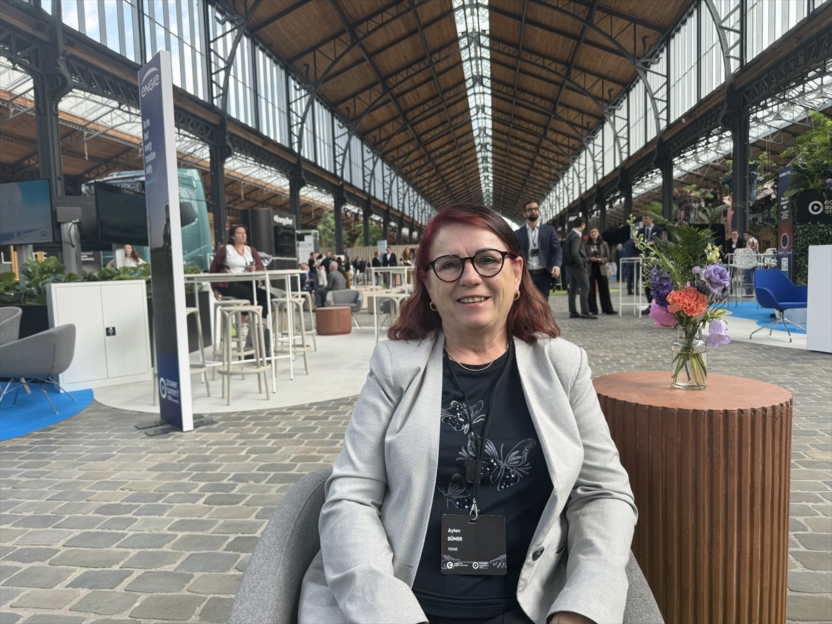 Türkiye Elektrik Sanayi Birliği Genel Sekreteri Ayten Sümer, Eurelectric tarafından Brüksel'de...