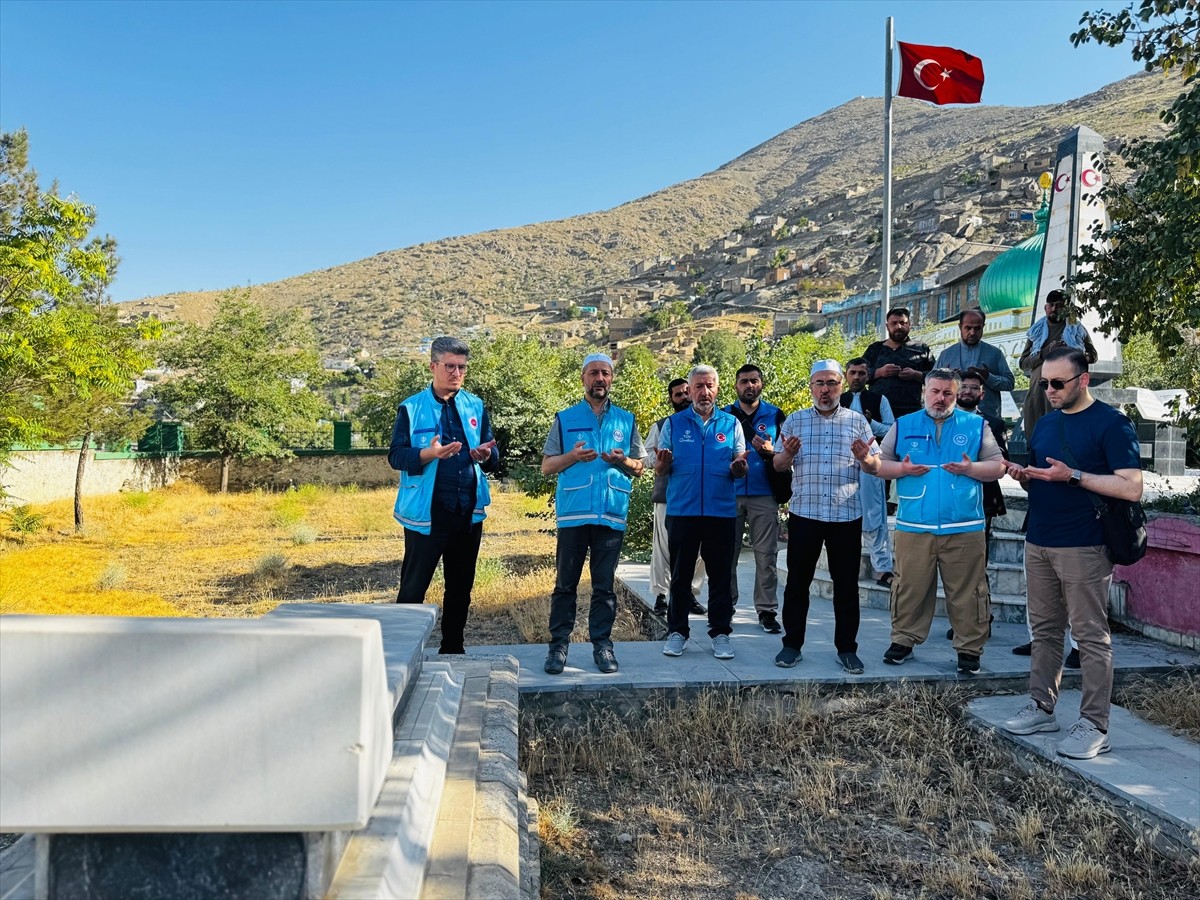  Vekalet yoluyla kurban kesim organizasyonu kapsamında Afganistan'da bulunan Türkiye Diyanet Vakfı...