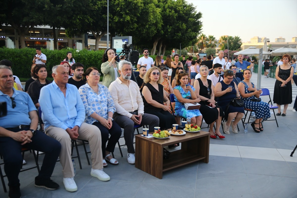 Yükseköğretim Kurulu (YÖK) ile Mersin Üniversitesi (MEÜ) işbirliğinde "Ağız ve Diş Sağlığında...