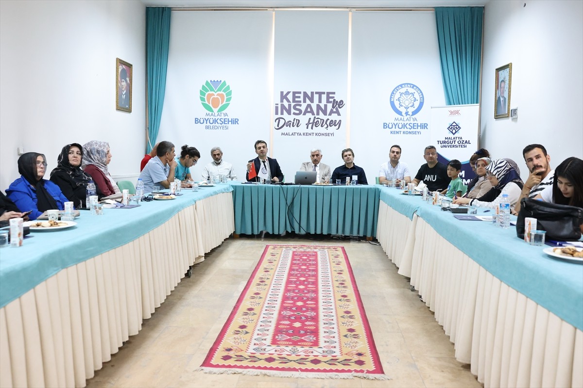 Yükseköğretim Kurulu (YÖK) ve Malatya Turgut Özal Üniversitesi işbirliğinde "Günlük Yaşamsal...