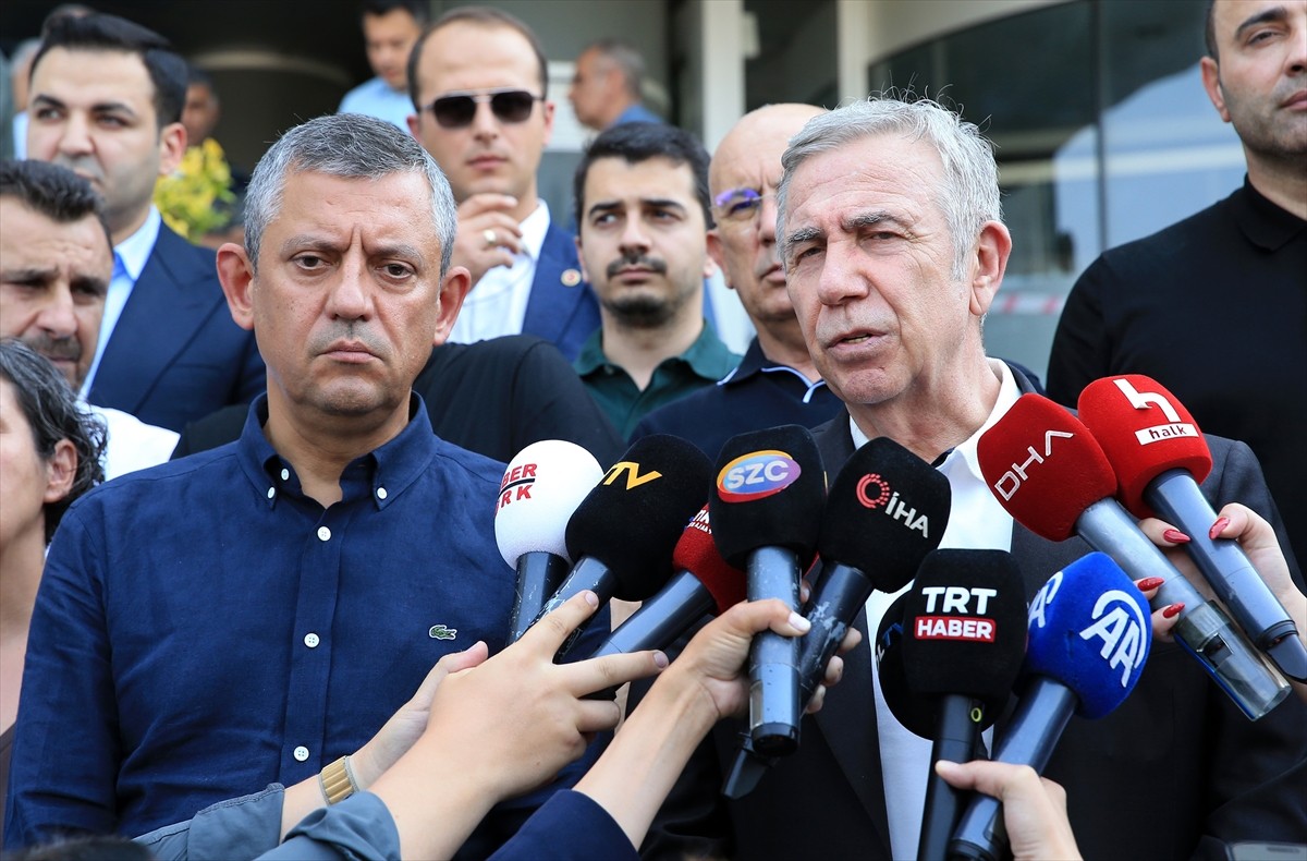  Yunusemre ilçesindeki evinde 6 Haziran akşamı elektrik akımına kapılan Manisa Büyükşehir Belediye...