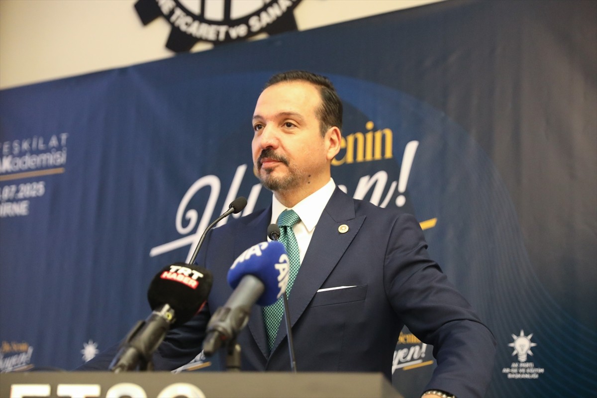 AK Parti Genel Başkan Yardımcısı Kürşad Zorlu, AK Parti İl Danışma Meclisi Toplantısına katıldı....