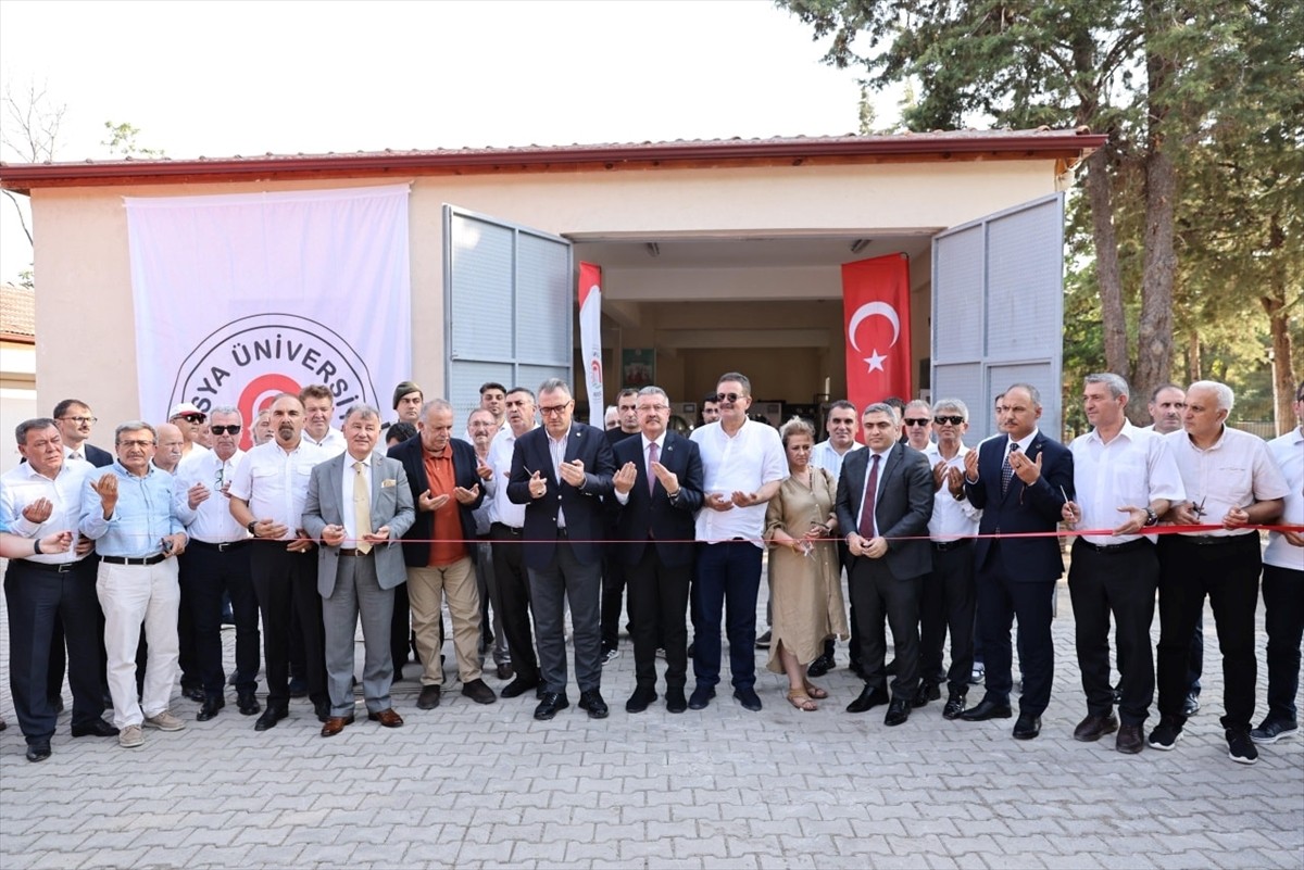Amasya Üniversitesi Merzifon Meslek Yüksekokulunda, üniversite sanayi iş birliği kapsamında hayata...