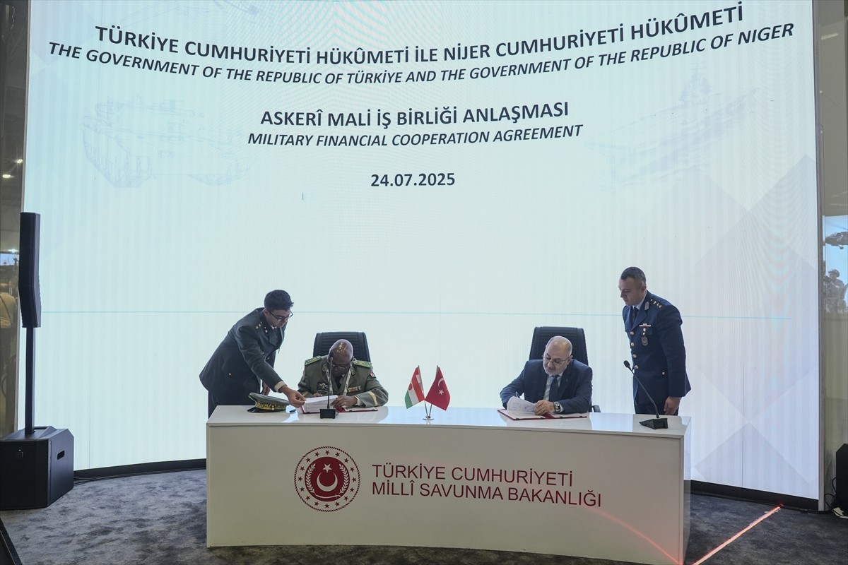 Anadolu Ajansının (AA) "Global İletişim Ortağı" olduğu 17. Uluslararası Savunma Sanayii Fuarı...