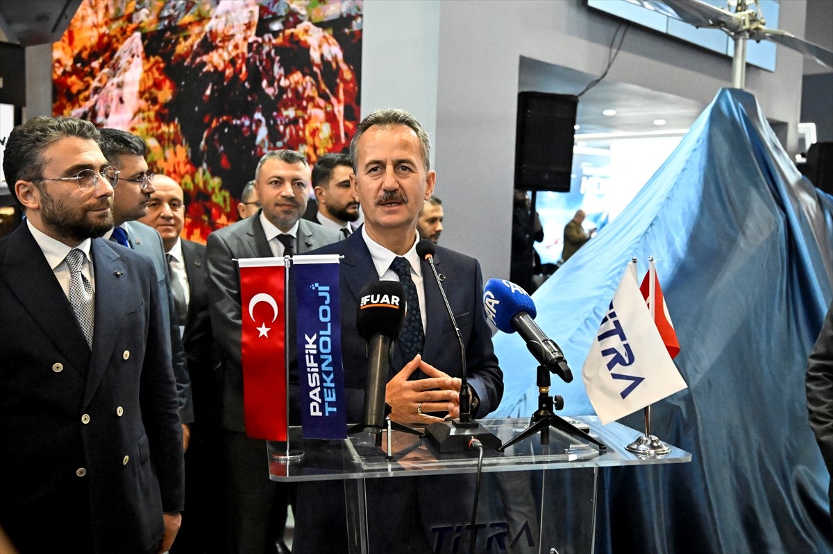 Anadolu Ajansının (AA) "Global İletişim Ortağı" olduğu 17. Uluslararası Savunma Sanayii Fuarı...