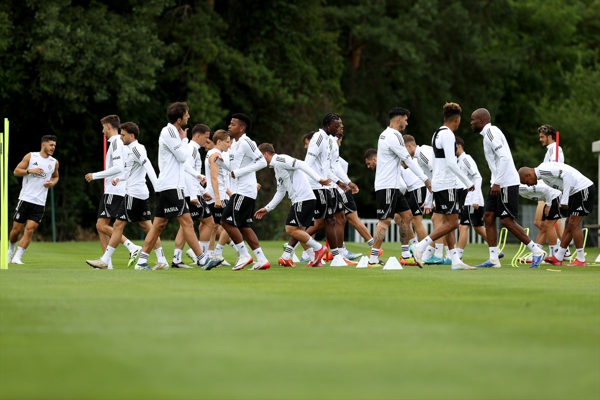 Beşiktaş, Avusturya'da Wiener Neustadt'a bağlı Bad Erlach kasabasında devam eden yeni sezon...