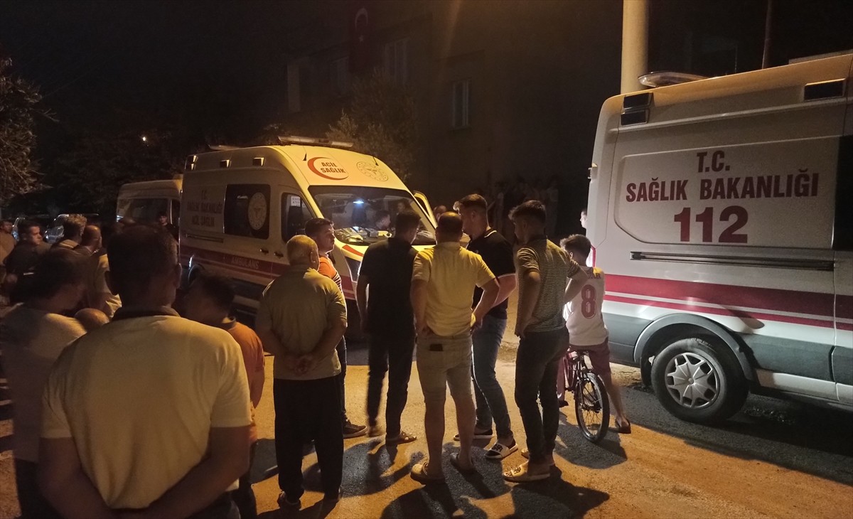 Edirne'deki askeri araç kazasında şehit olan Topçu Uzman Çavuş Servet Ökkeş Çakır'ın şehadet...