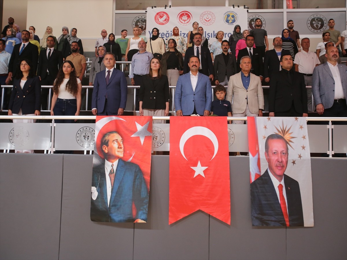 Hatay'da 6 Şubat 2023'teki depremlerde yetim ve öksüz kalan çocuklar ile gençlerin yaşam...