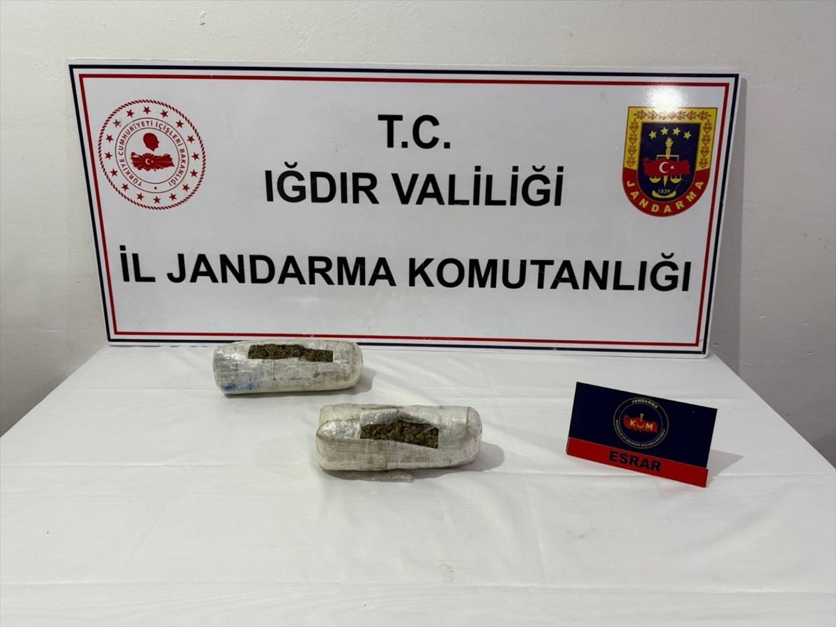 Iğdır'daki uyuşturucu operasyonunda 1 şüpheli gözaltına alındı, 1350 gram esrar ele...