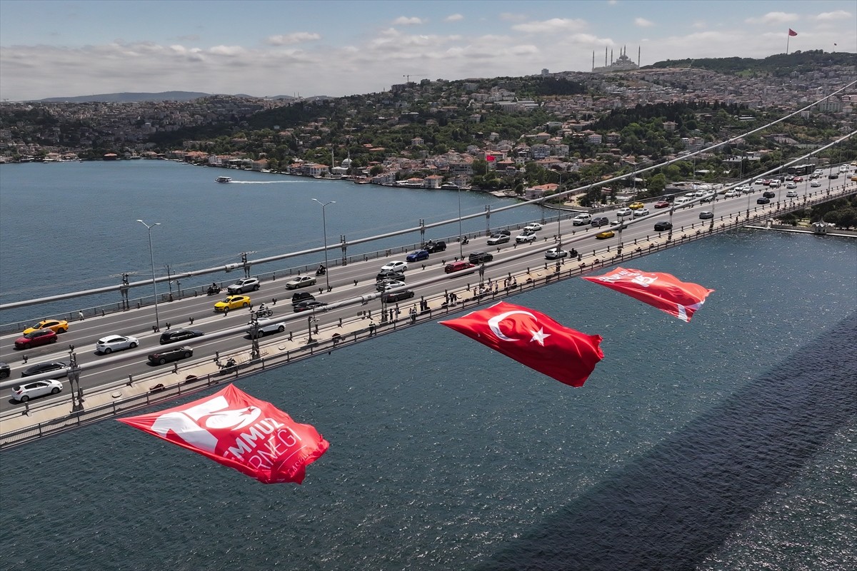 İstanbul Valiliği ve 15 Temmuz Derneği'nce, 15 Temmuz Demokrasi ve Milli Birlik Günü dolayısıyla...