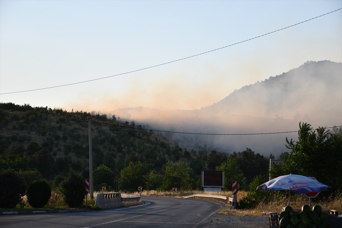 Kuzey Makedonya ile Kosova arasındaki en büyük sınır kapısı olan Blace-Elez Han, sınırın Kuzey...