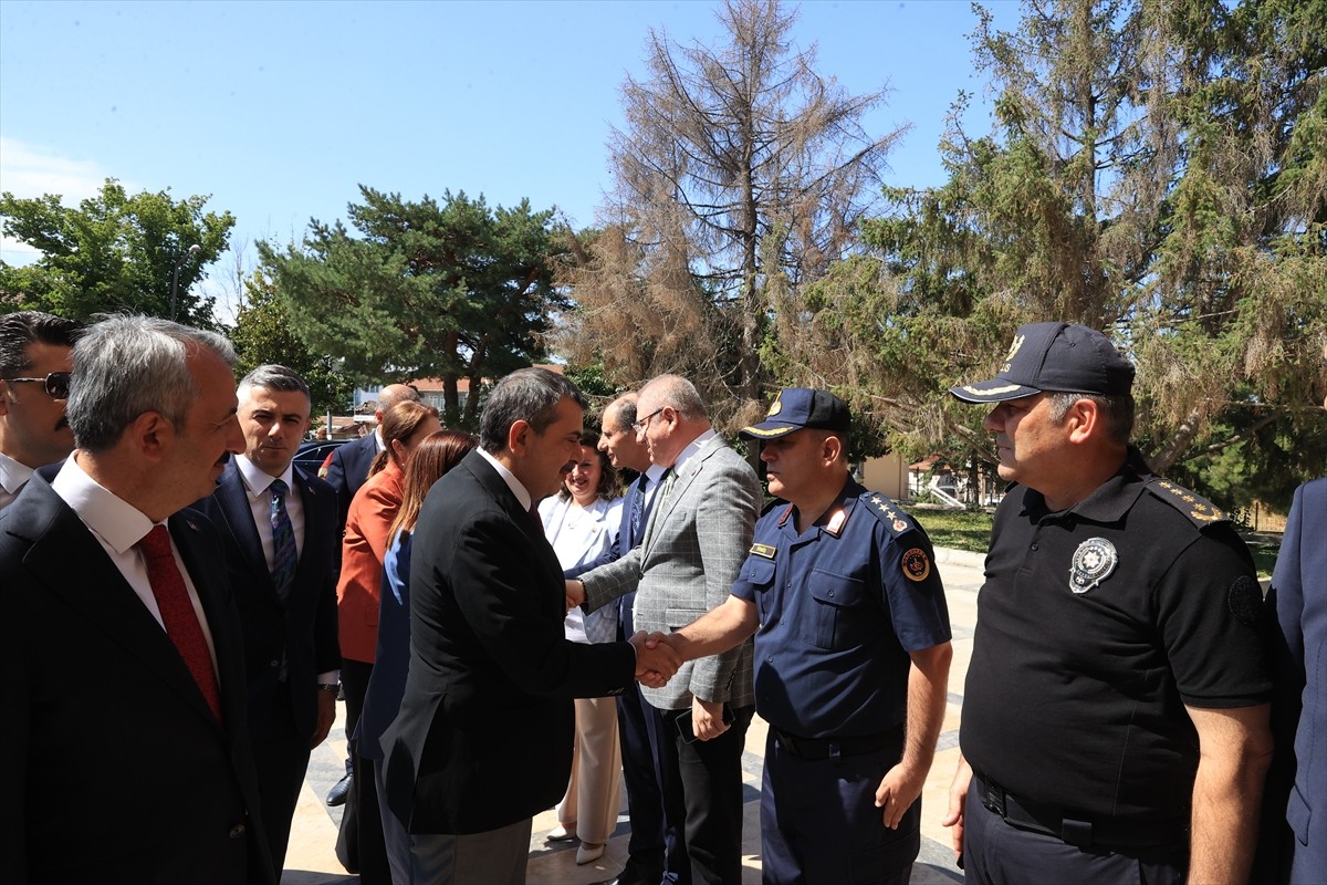 Milli Eğitim Bakanı Yusuf Tekin, bazı ziyaret ve programlara katılmak için geldiği Edirne'de...