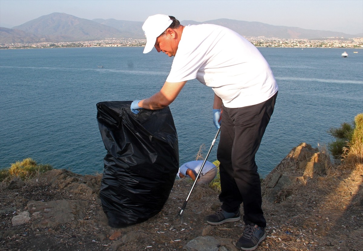 Muğla'nın Fethiye ilçesinde, doğal güzellikleriyle öne çıkan plaj ve koyların bulunduğu yarımada...