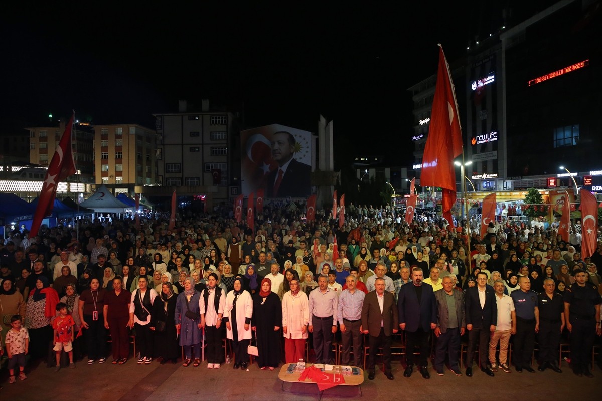 Rize'de, 15 Temmuz Demokrasi ve Milli Birlik Günü dolayısıyla 15 Temmuz Demokrasi ve Cumhuriyet...