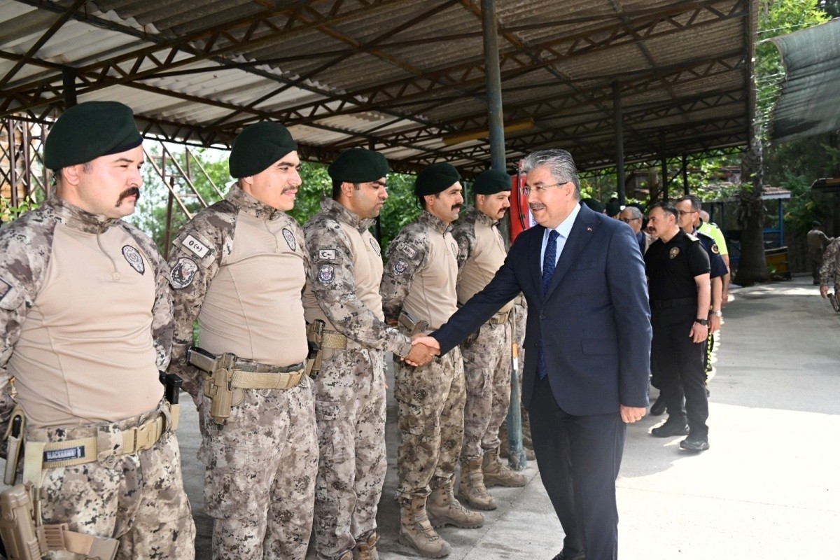 Suriye'de görev yapacak Osmaniye İl Emniyet Müdürlüğü Özel Harekat Şube Müdürlüğüne bağlı timler...