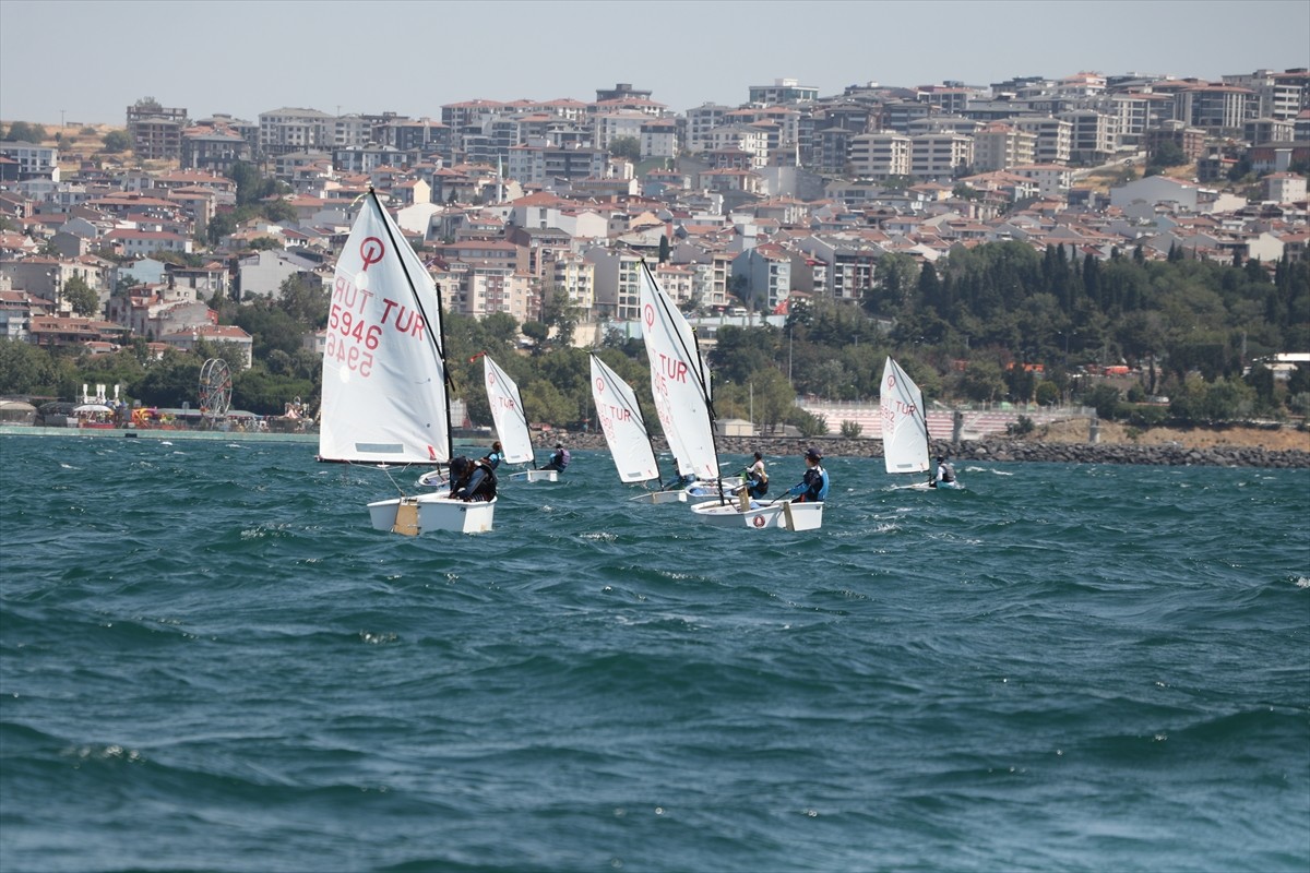 Tekirdağ'da 15 Temmuz Demokrasi ve Milli Birlik Günü etkinlikleri kapsamında düzenlenen "Demokrasi...