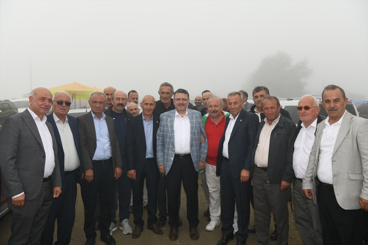 Trabzon'da "32. Geleneksel Çalköy Hırsafa Yayla Şenliği" gerçekleştirildi. Şenliğe Büyükşehir...