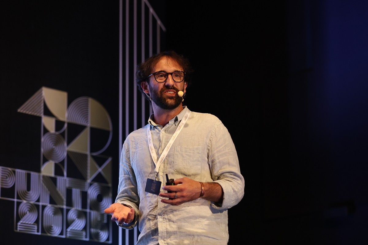 TRT tarafından 7. kez düzenlenen senaryo geliştirme ve ortak yapım platformu 12 Punto, 20 Temmuz'a...