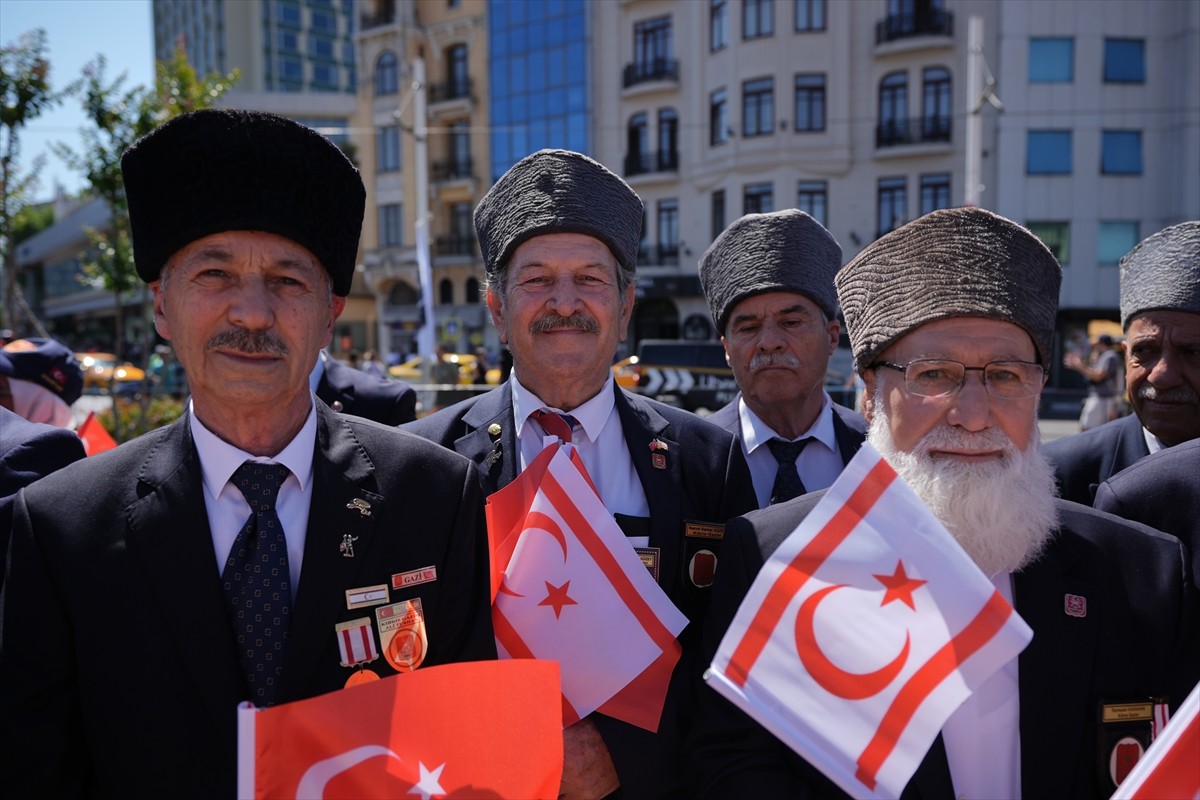 Türk Silahlı Kuvvetlerinin (TSK), Rumların baskı ve zulmüne son vermek ve Ada'ya barış getirmek...