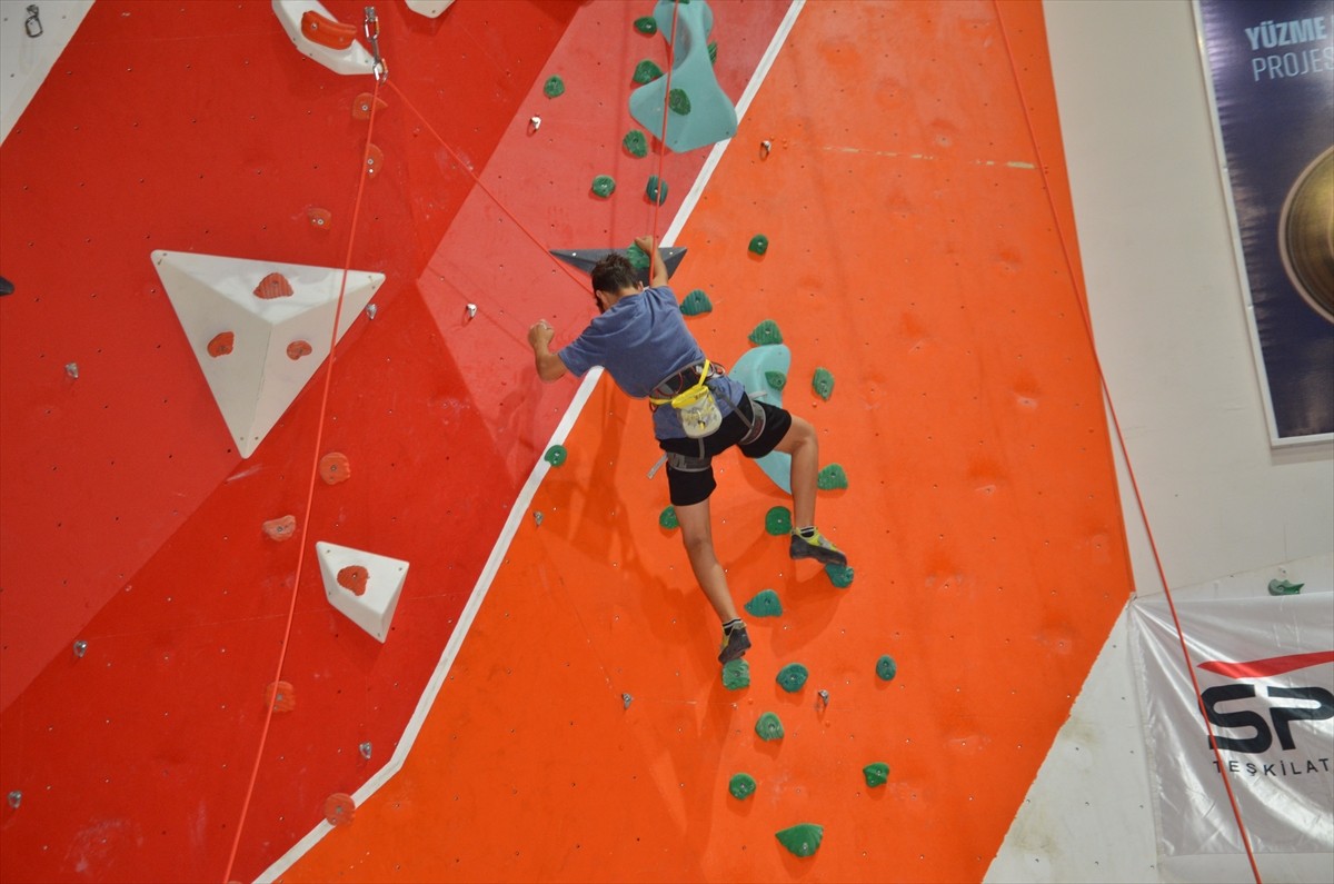 Türkiye Dağcılık Federasyonu tarafından 2028 Los Angeles Paralimpik Oyunları programına dahil...