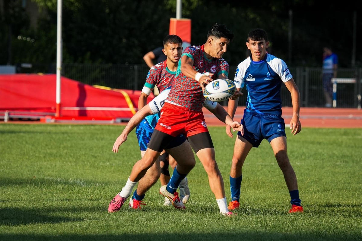 Türkiye kadın ve erkek 18 yaş altı ragbi milli takımları, Macaristan'daki Avrupa Trophy...