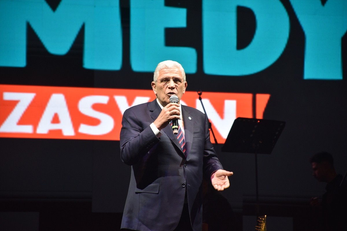 Yİ Parti Genel Başkanı Müsavat Dervişoğlu, Afyonkarahisar'ın Çay ilçesinde Vişne ve Eber Sarısı...