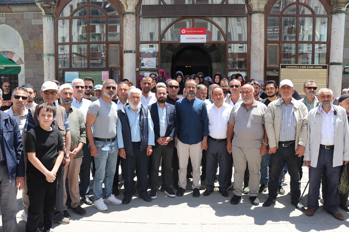 Yozgat'ta, belediye, sivil toplum kuruluşları ve vatandaşlar, Hazreti Muhammed'in karikatür...