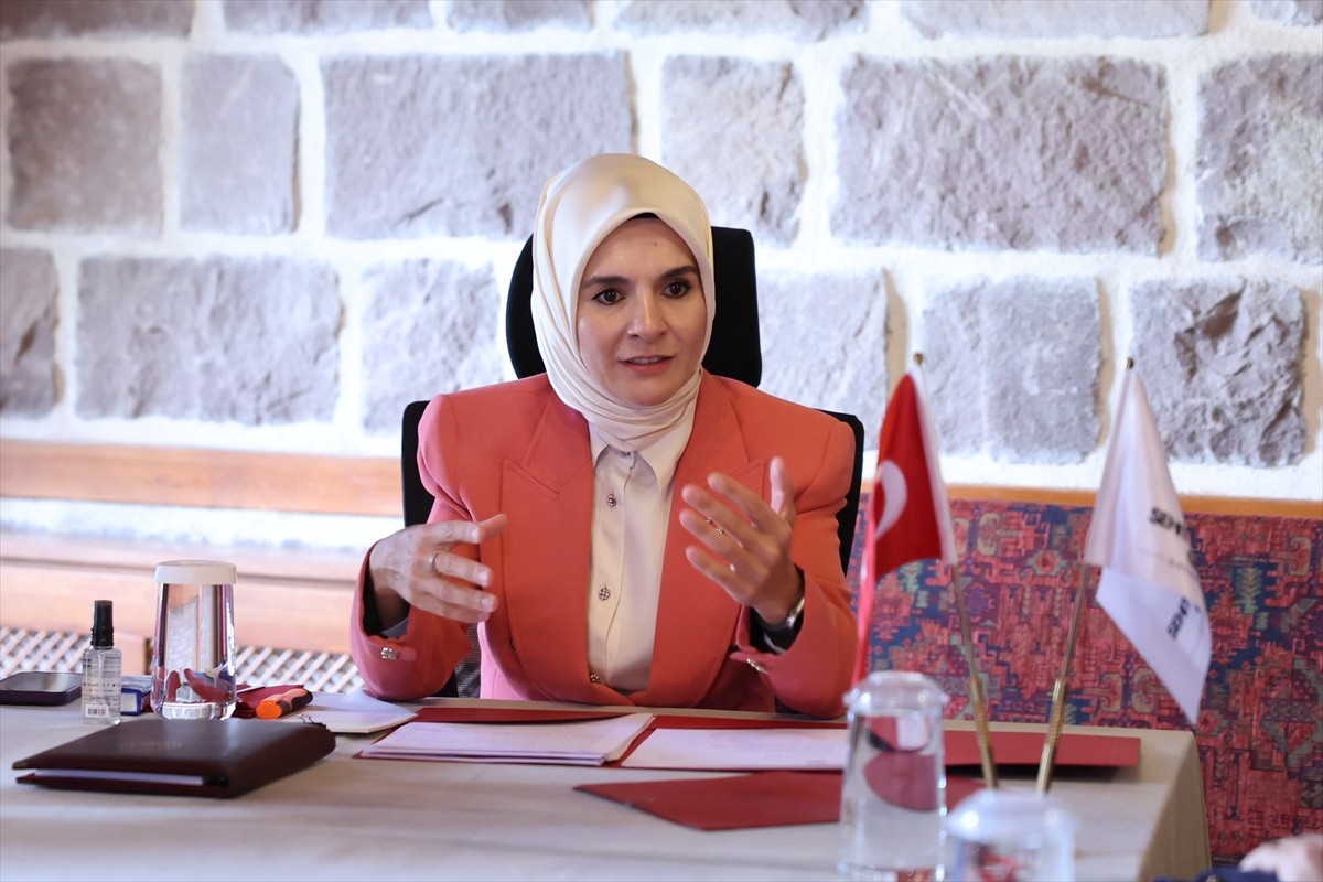 Aile ve Sosyal Hizmetler Bakanı Mahinur Özdemir Göktaş, NSosyal hesabından yaptığı paylaşımda...