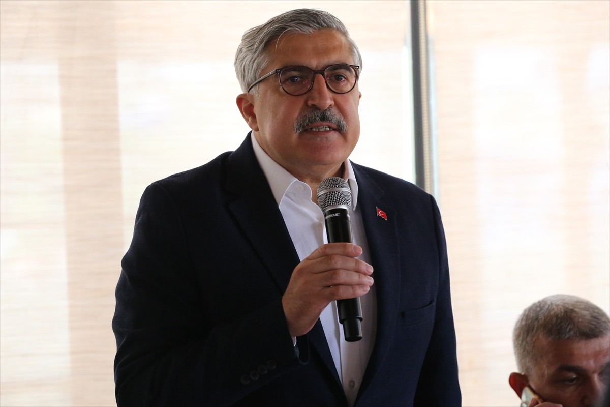 AK Parti Genel Başkan Yardımcısı ve Hatay Milletvekili Hüseyin Yayman, Hatay'ın Altınözü ilçesinde...