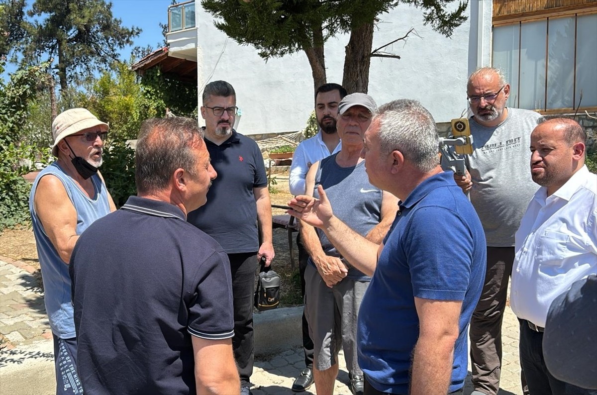 Anahtar Parti Genel Başkanı Yavuz Ağıralioğlu, Çanakkale Merkez ve Dardanos bölgesinde meydana...