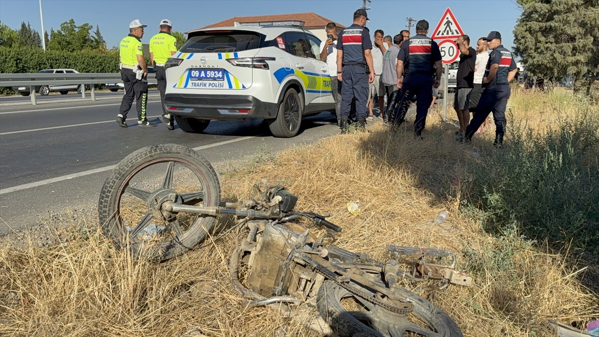 Aydın'ın Germencik ilçesinde şarampole devrilen motosikletin sürücüsü hayatını kaybetti.