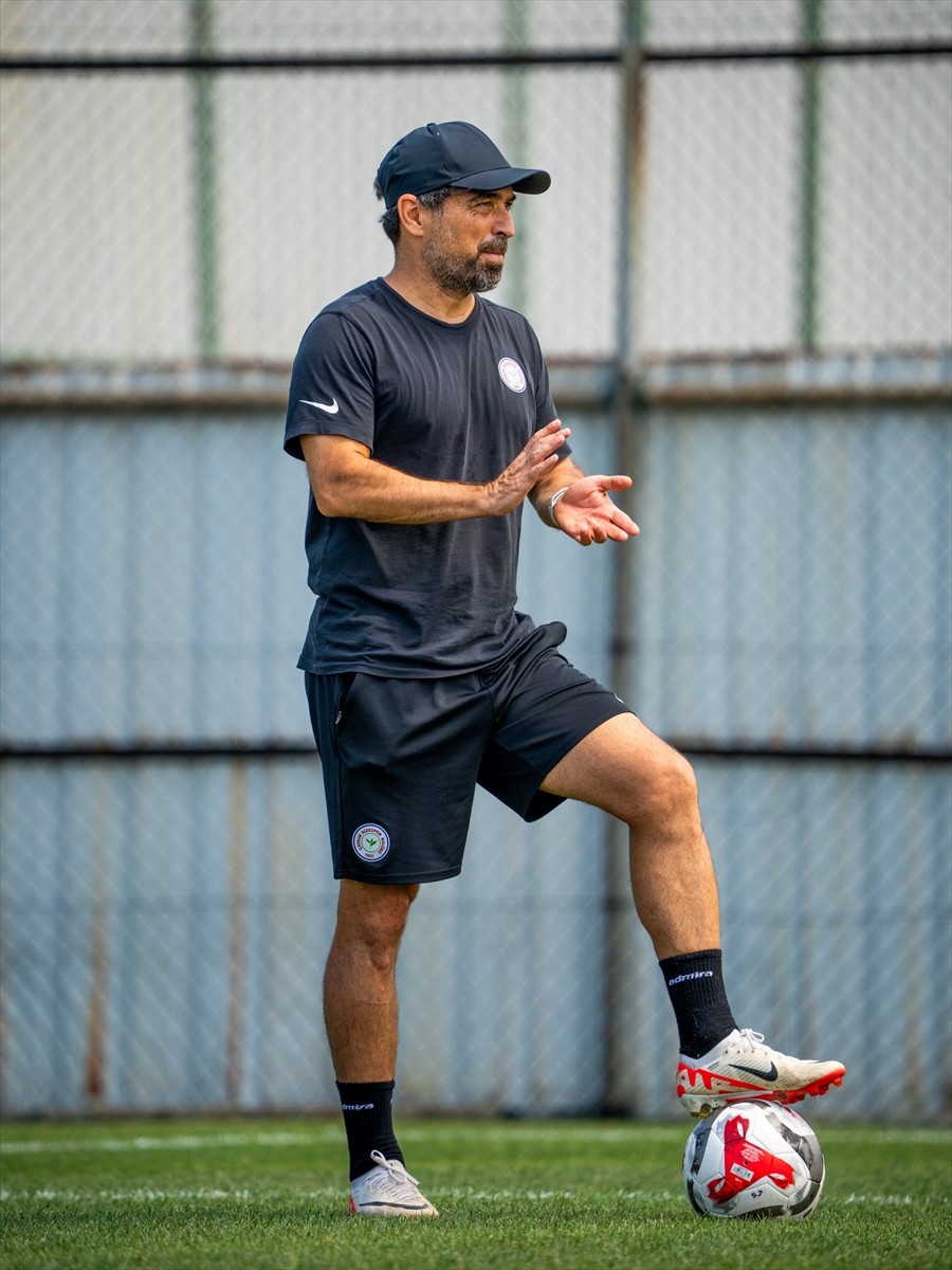 Çaykur Rizespor, Trendyol Süper Lig'in 4. haftasında deplasmanda oynayacağı Galatasaray maçının...