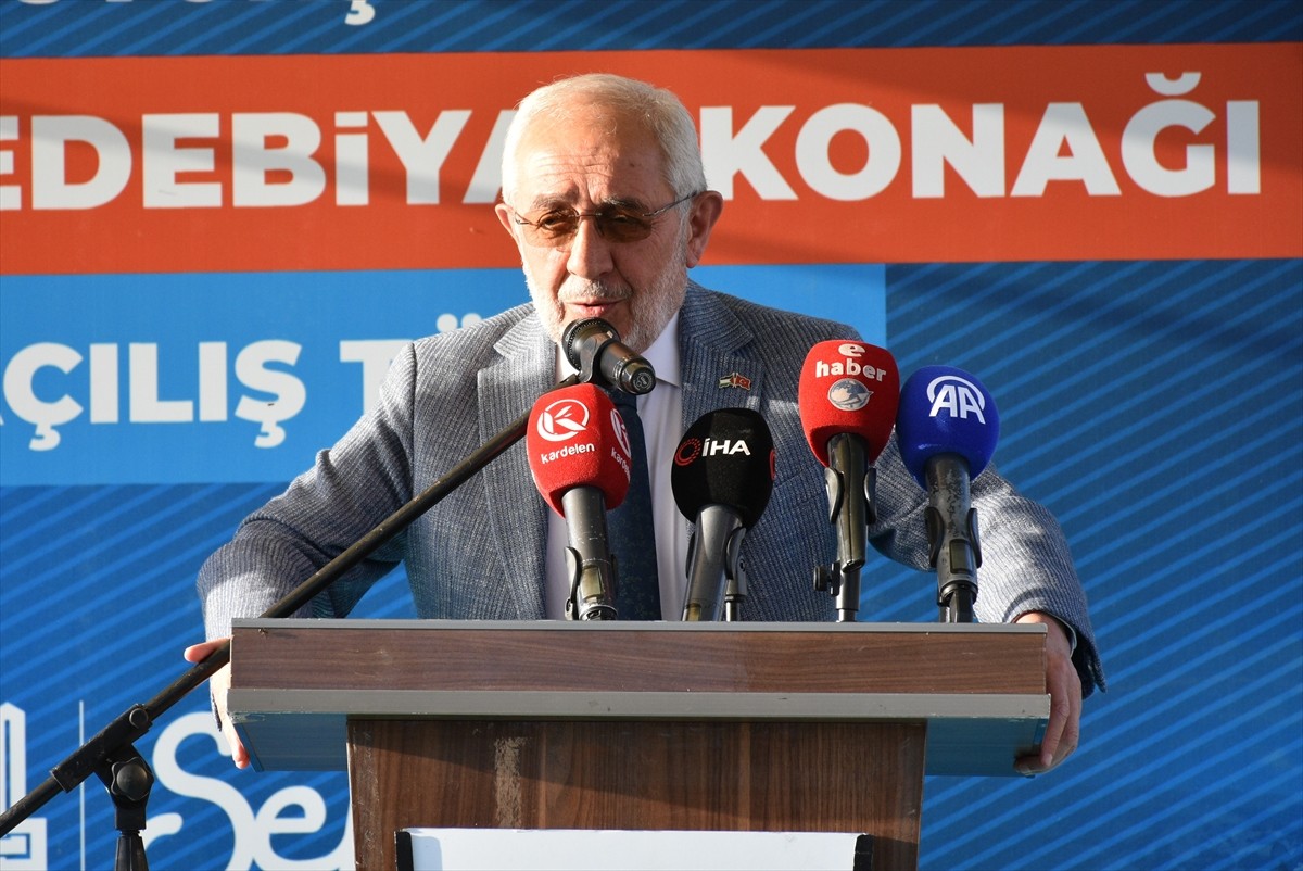 Erzurum'da Türkiye Dil ve Edebiyat Derneği bünyesindeki Dil ve Edebiyat Konağı'nın açılışı...