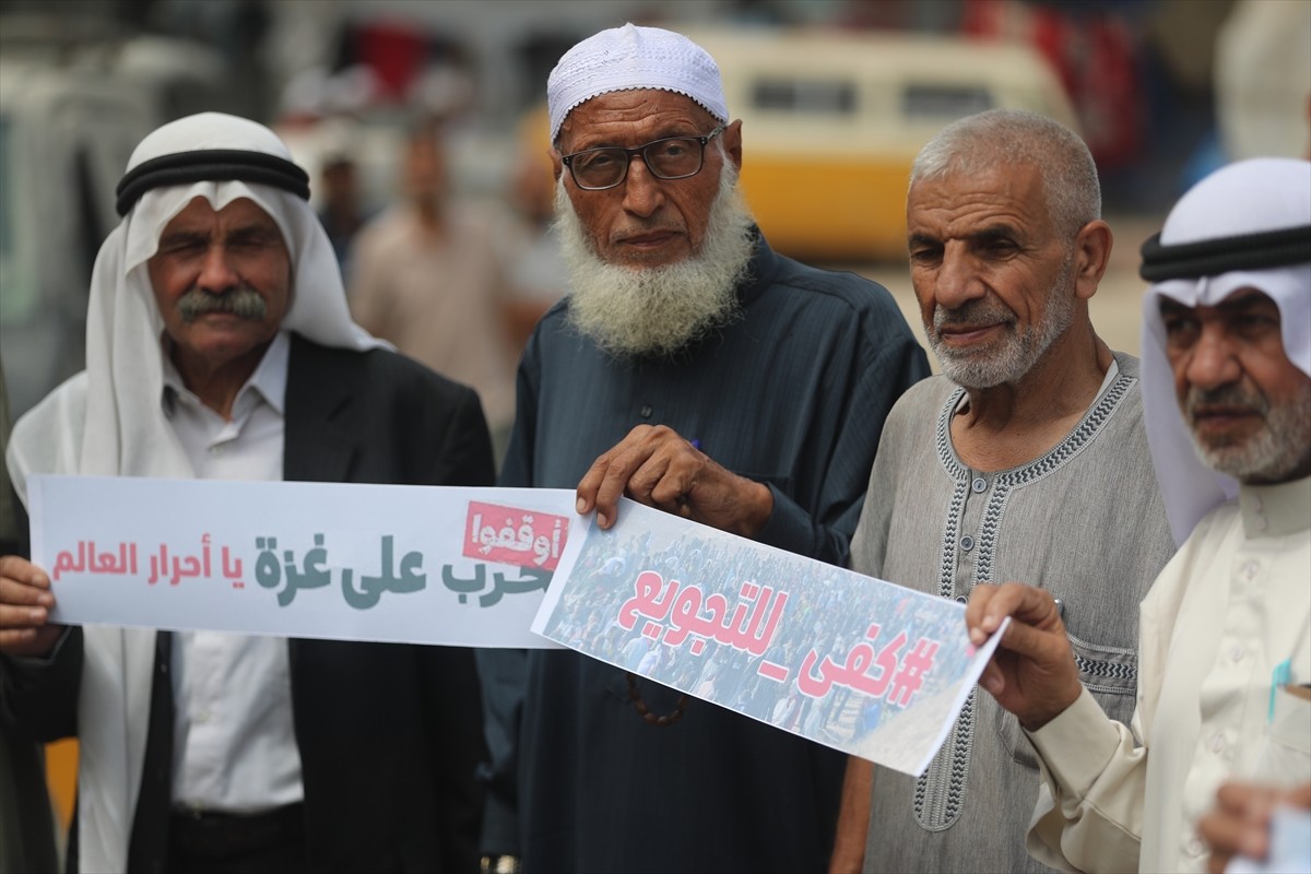 Gazze Şeridi'ndeki aşiretler, ABD-İsrail güdümündeki insani yardım dağıtım mekanizmasıyla...